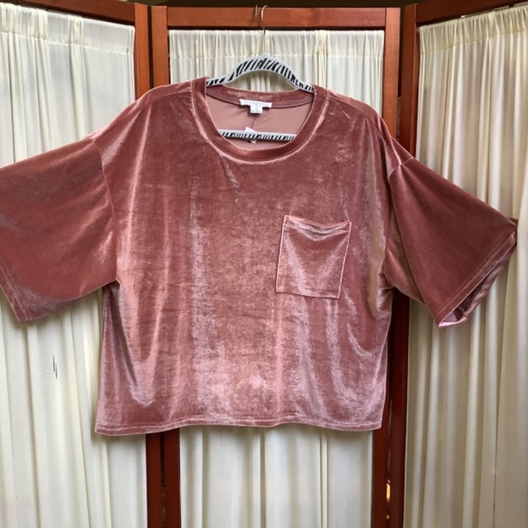 Loveriche Rose/Pink Velour Top With Front Pocket Size Large - Picture 5 of 8